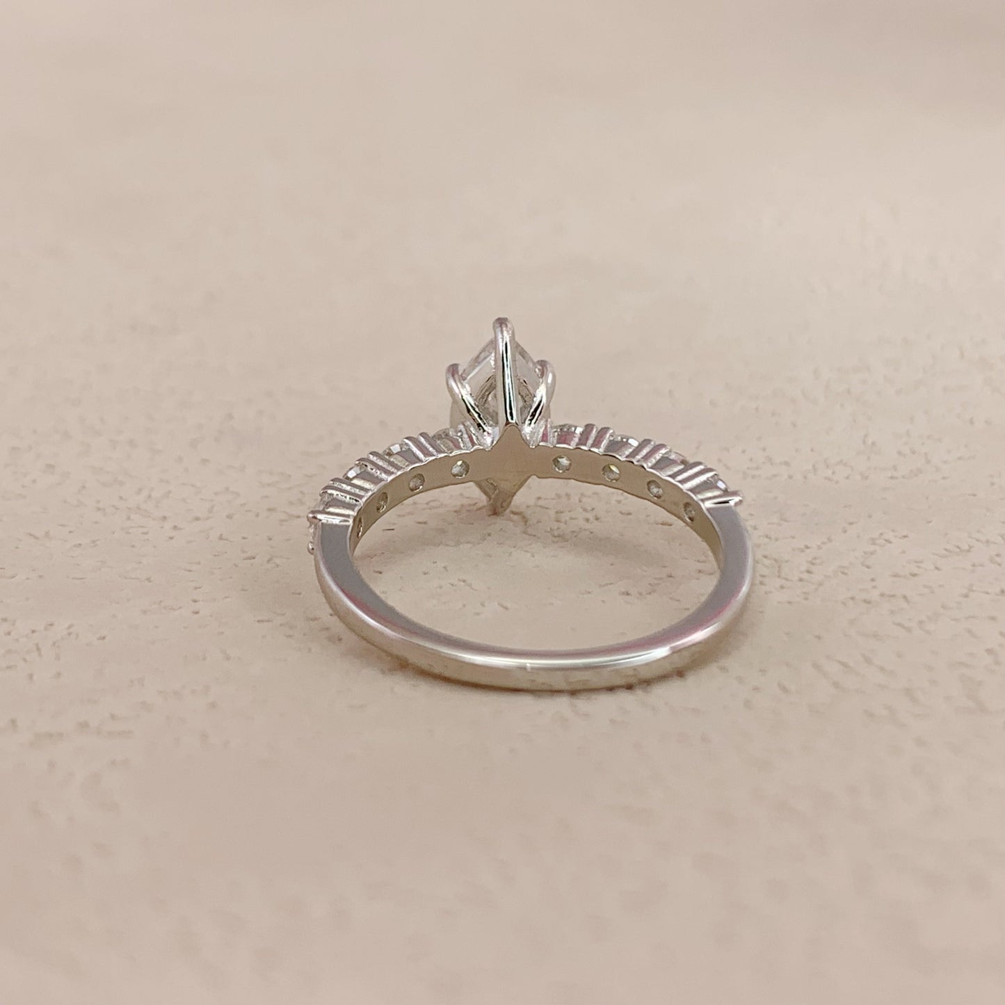 【#06】（Elsa）925 Sterling Silver Moissanite rings