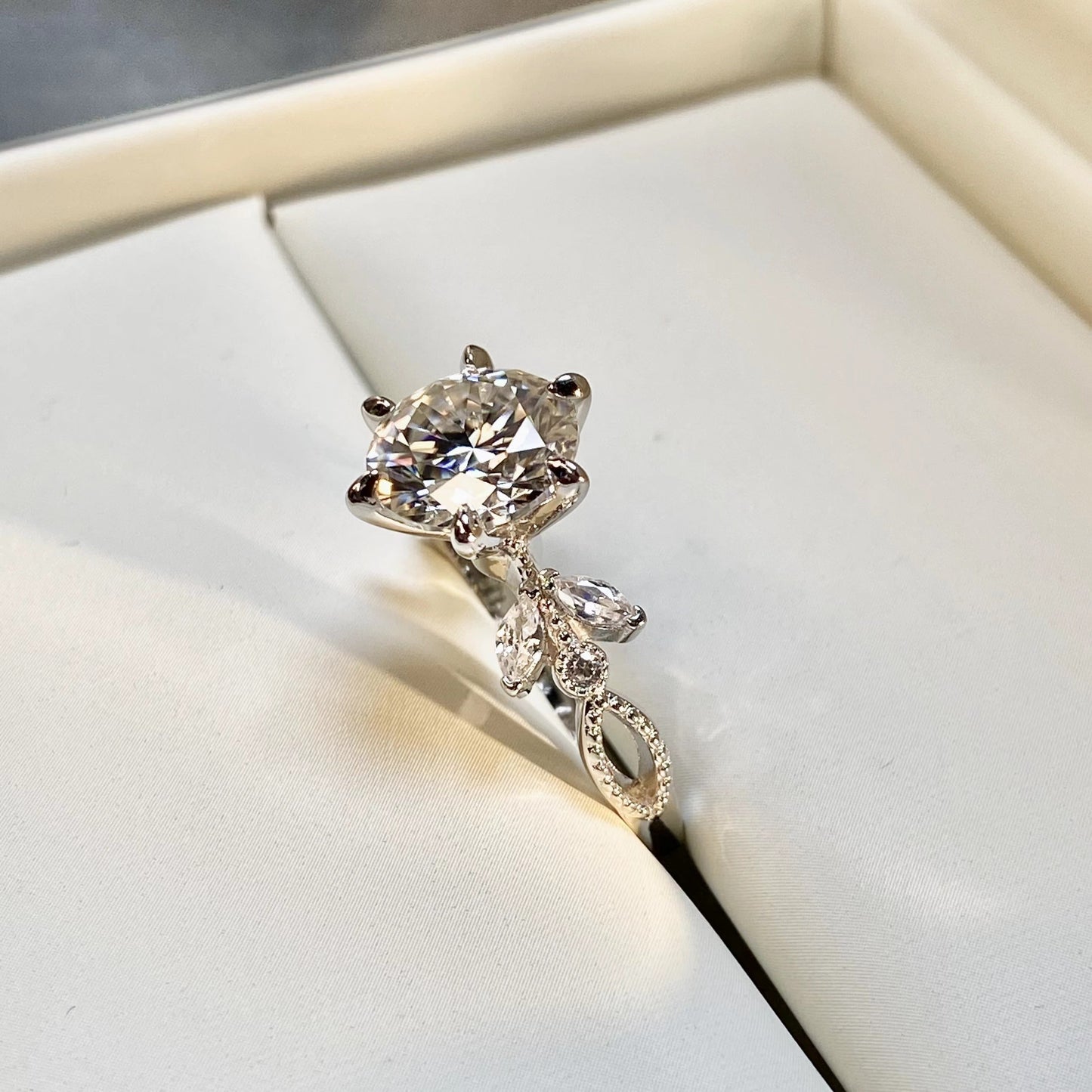 【#30】(Gardenia)925 Sterling Silver Moissanite rings